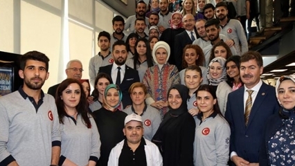 Prva dama Erdoğan susreće se s mladima u Mardinu