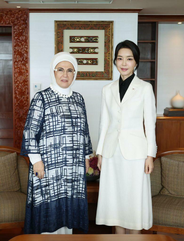 Emine Erdogan i Keon-Hee Kim