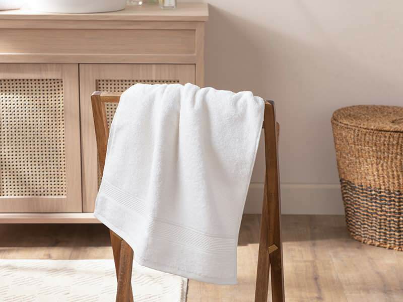 Dekorativni modeli ručnika i prostirki za kupatilo 2021