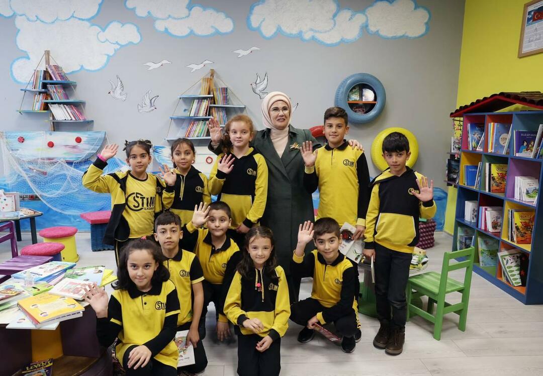 Emine Erdoğan susrela se s djecom u Ankari