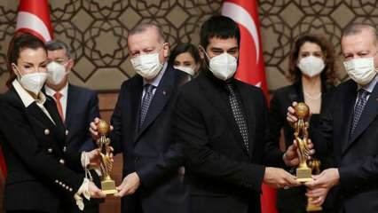 Nagrade RTGD-a pronašle su svoje vlasnike! Nagrade Ebru Şahin i Burak Özçivit ...