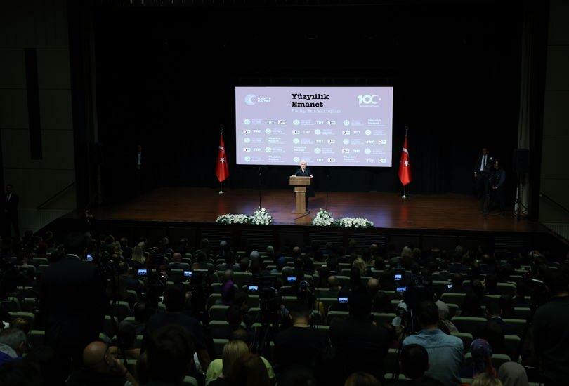 Izložba zarobljenih pisama Crvenog polumjeseca u povodu stote obljetnice prve dame Erdoğana