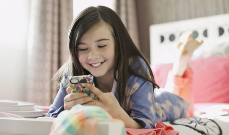 Koliko godina treba kupiti pametni telefon za djecu? Starost korištenja mobitela
