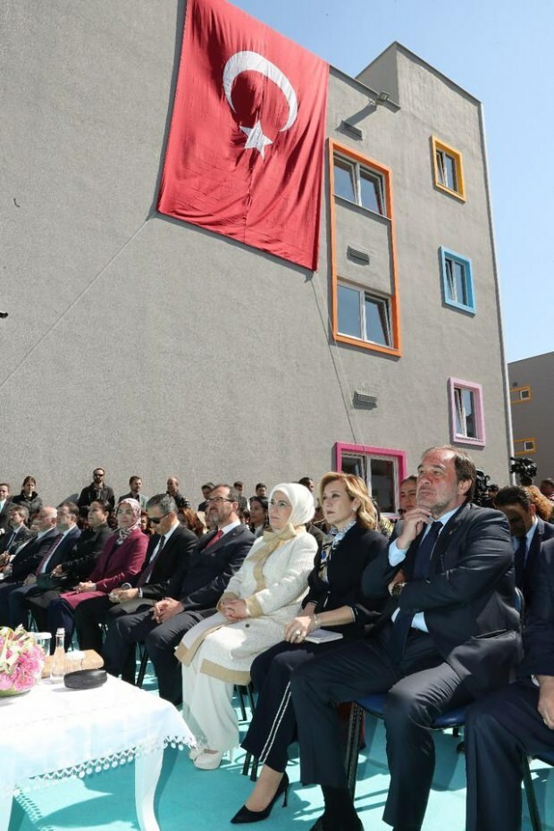 Prva dama Erdoğan: U posljednjih 17 godina zaposleno je gotovo 55 tisuća invalida