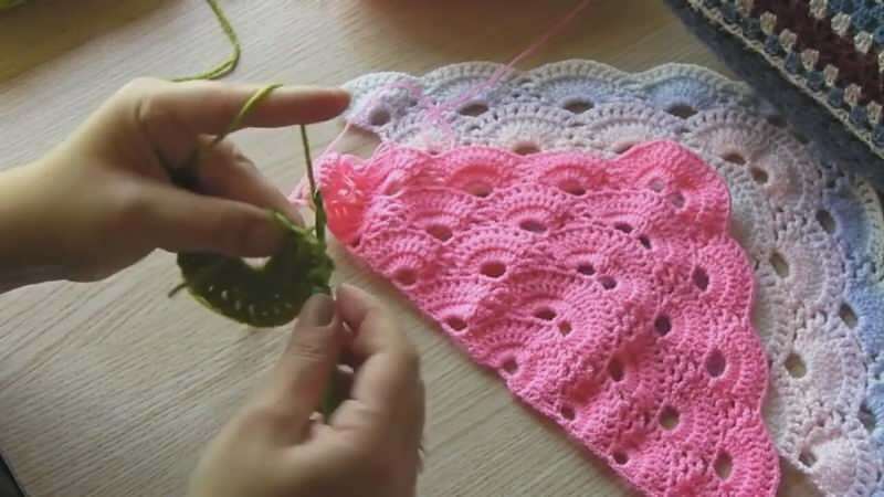 Kako napraviti uzorak džempera s kukičanim jagodama? Praktična priprema modela džempera od jagoda s heklanjem