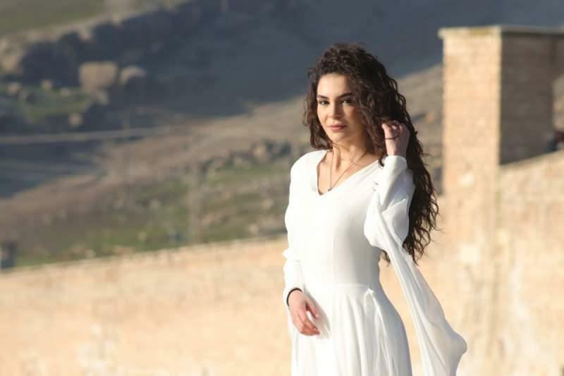 Glumica Ebru Şahin na treningu je za svoju novu seriju Destan!