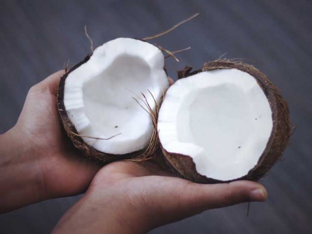 Koje su prednosti kokosovog ulja na koži i licu? Kako ga koristiti