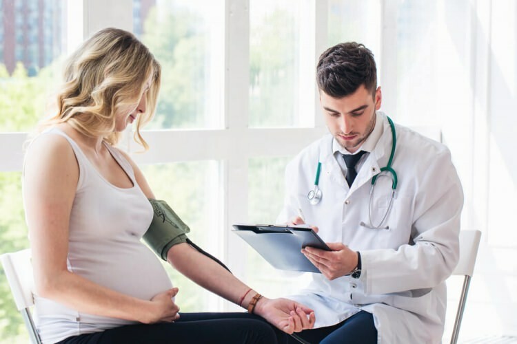 Kakav bi trebao biti krvni tlak tijekom trudnoće? Simptomi visokog krvnog tlaka i pada tijekom trudnoće