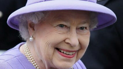 Kraljica Elizabeta (93) napustila je palaču zbog straha od virusa corone!