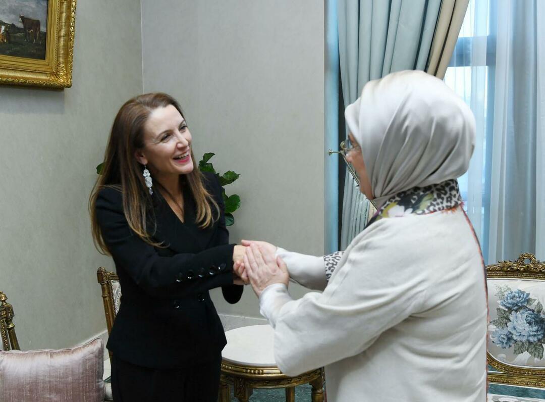 Emine Erdogan i predstavnica UNICEF-a u Turskoj