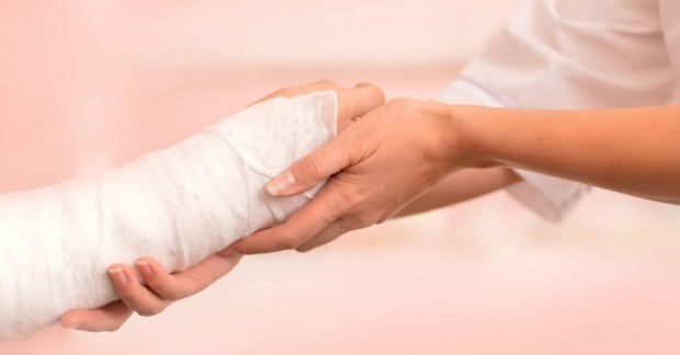 Postoje li simptomi ciste (Ganglion) na ruci? Koja je metoda liječenja ciste ruku?