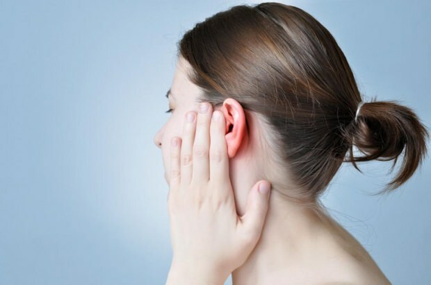 Što je obrnuto nagnuti gubitak sluha? Probudio se jedno jutro i počeo slušati muškarce