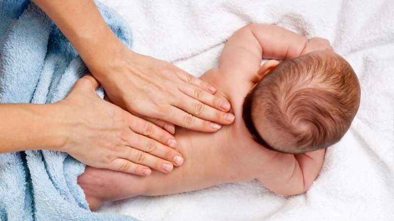 Kako koristiti čepiće kod beba? Upotreba čepića i maslinovog ulja kod zatvora