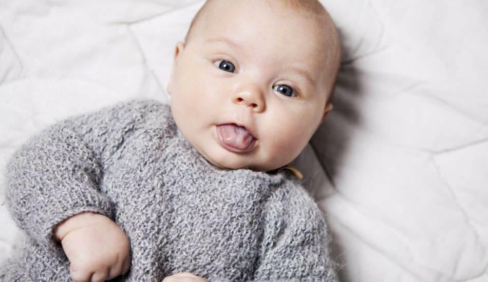 isplaženi jezik kod beba