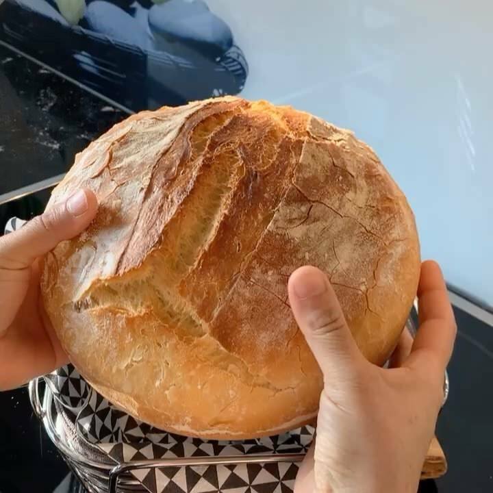 Kako napraviti hrskavi seoski kruh? Najzdraviji recept za seoski kruh