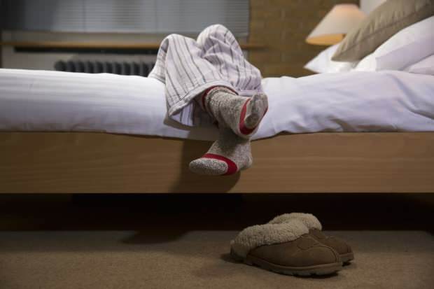 sindrom nemirnih nogu uzrokuje poremećaj sna s jakom boli