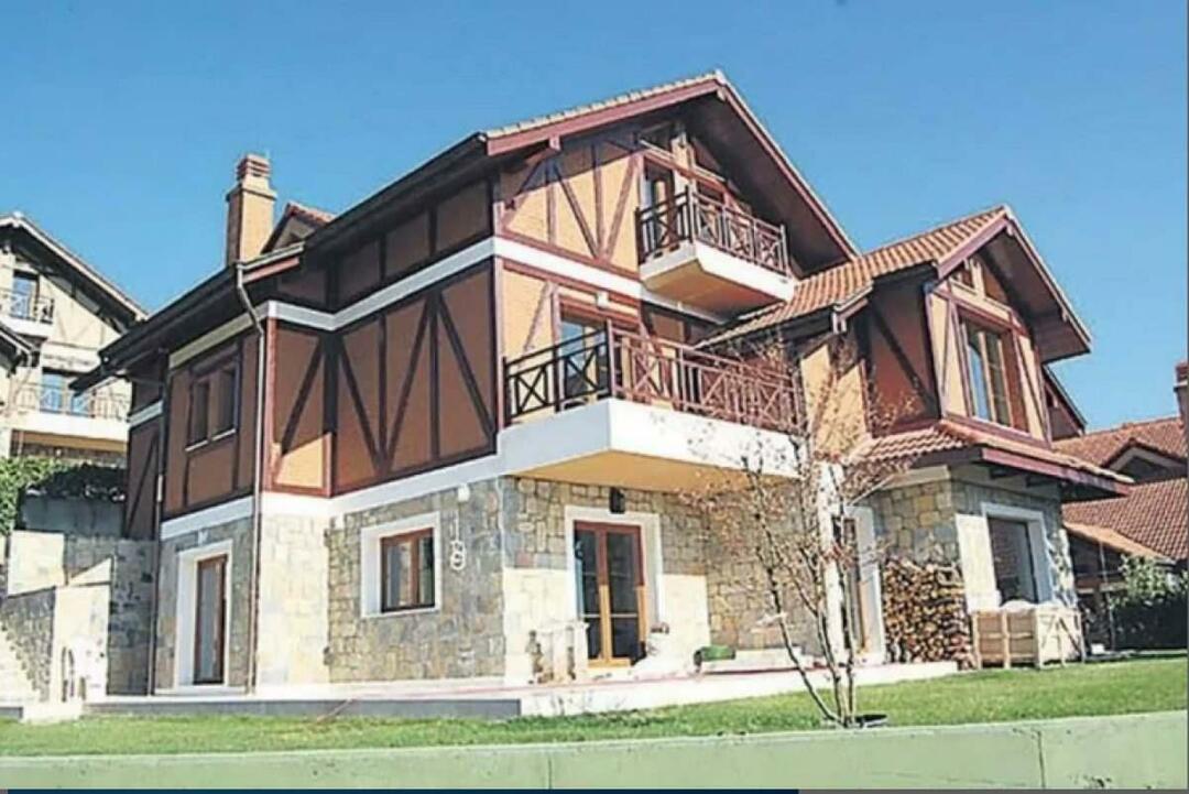 Je li ta kuća razdvojila Hadise i Mehmeta Dinçerlera? "Zlokobna kuća" razvela je drugi par