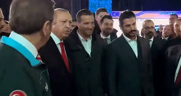 Predsjednik Recep Tayyip Erdogan i Burak Ozchivit 