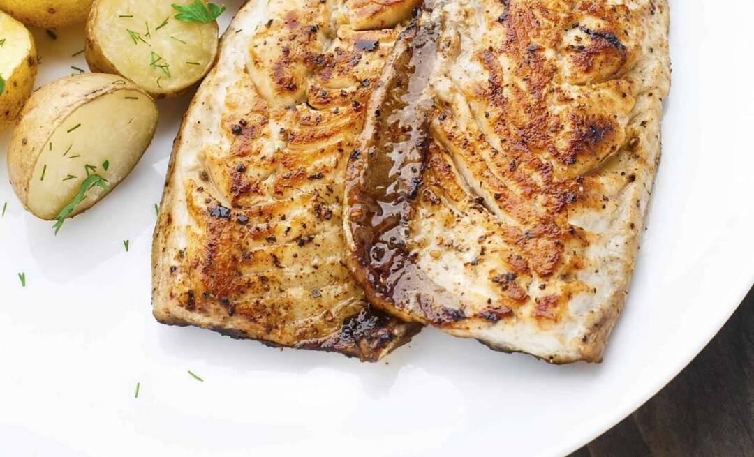 Kako kuhati ribu skuša? Tehnike kuhanja ribe skuše na tavi i na roštilju