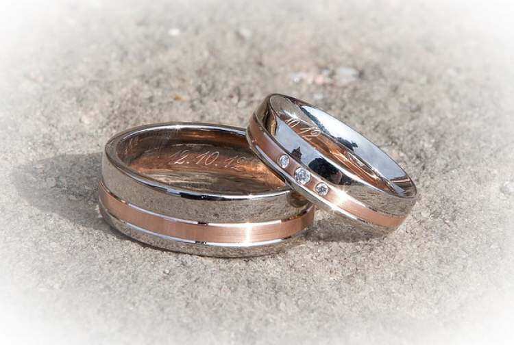 Kako reći svadbeni prstenovi u snu? Značenje viđenja vjenčanih prstenova u snu ...