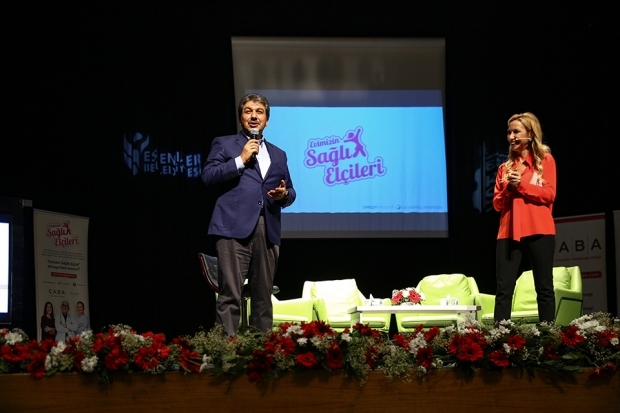 'Mustafa Sandal' sudjelovao je u događanju žena iz Esenlera