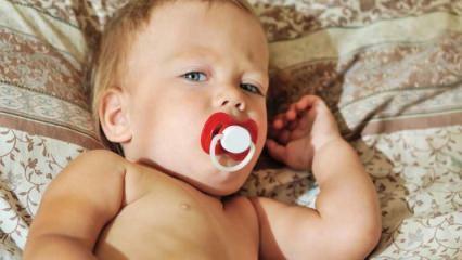 Je li štetno tresti bebe stojeći? Kako prestati s navikom ljuljanja stojeći?