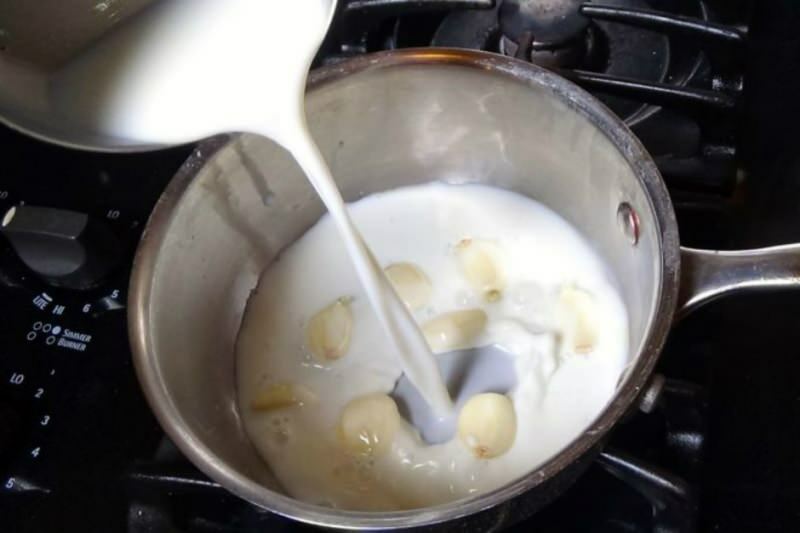 Kako se pravi češnjakovo mlijeko? Što radi mlijeko od češnjaka? Izrada češnjačkog mlijeka ...