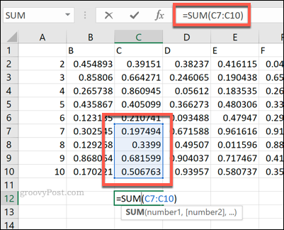 Excel SUM formula koja koristi ćelijski raspon