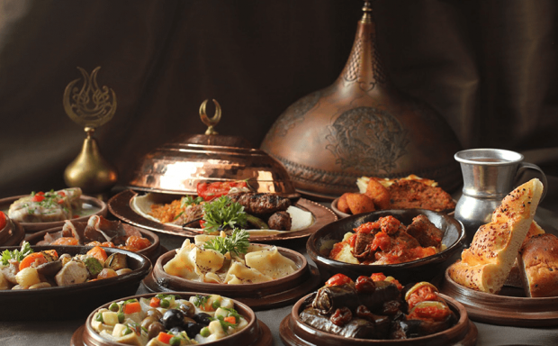 Izbornik iftar stola! Šta treba učiniti da se u ramazanu ne dobije na težini?