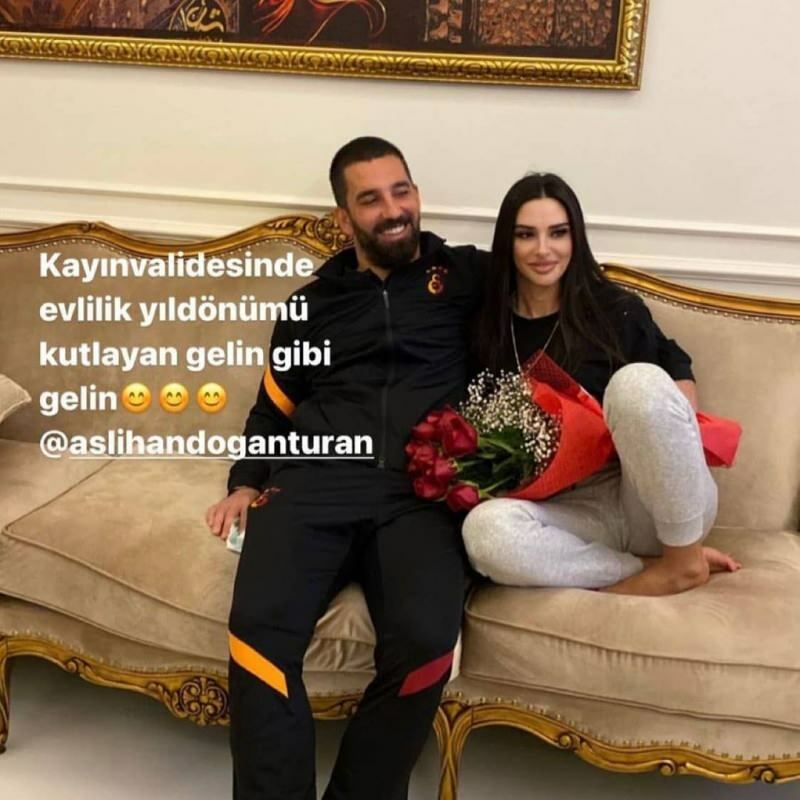 Cijenjeno je kretanje Arde Turana i njegove supruge Aslıhan Doğan!