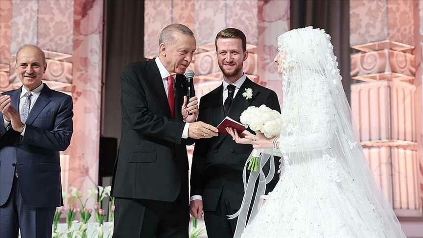 Predsjednik Erdoğan svjedočio je vjenčanju svog nećaka Osame Erdoğana