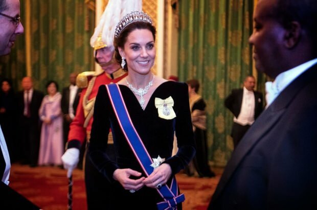 Choker koji je kraljica Elizabeta poklonila Kate Middleton