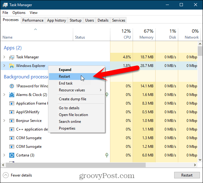 Desnom tipkom miša kliknite postupak Windows Explorer i odaberite Ponovno pokretanje u Upravitelju zadataka Windows 10