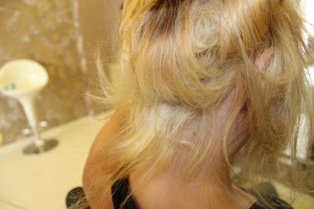 Što se radi s gorućom kosom iz sredine? Kako treba održavati tretiranu kosu?