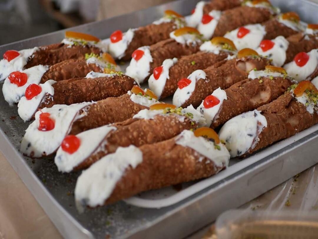 Što je cannoli i kako se pravi? Recept za talijanski desert canola