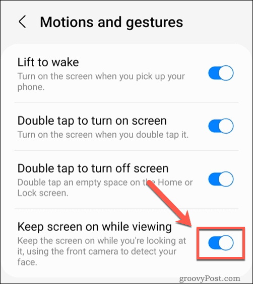 Omogućavanje značajke zadržavanja zaslona tijekom gledanja na Samsung telefonima