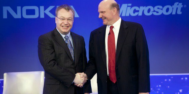 Predsjednik uprave Nokia Stephen Elop i predsjednik uprave Microsofta Steve Ballmer najavili su namjeru zajedničkog stvaranja vodećih mobilnih proizvoda i usluga na tržištu osmišljen da ponudi potrošačima, operatorima i programerima neusporediv izbor i priliku na konferenciji za novinare u Londonu, Velika Britanija, 11. veljače, 2011. Kako bi se svaka tvrtka fokusirala na svoje temeljne kompetencije, partnerstvo bi stvorilo priliku za brzo vrijeme do izvršenja tržišta. Mogućnost okupljanja ključnih proizvoda kao što su Nokia Maps, Office, Bing, Windows Live i Xbox Live također bi osigurala neposrednu interakciju potrošača. Uz to, Nokia i Microsoft planiraju raditi zajedno na integriranju ključnih sredstava kako bi stvorili potpuno nove ponuda usluga, istodobno proširujući te ustaljene proizvode i usluge na nove tržišta.
