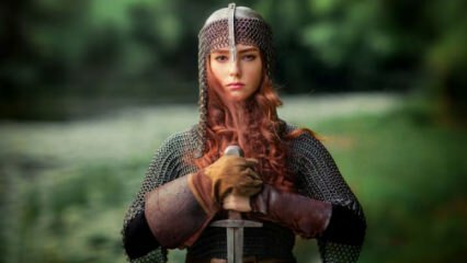 Švedska djevojčica pronašla je u jezeru mač star 1500 godina