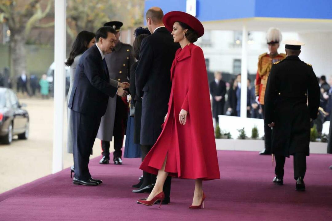 Crvena haljina Kate Middleton