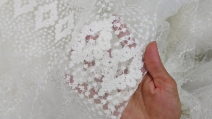 Pronađena je metoda koja čini zavjese poput snijega! Kako se pere zavjesa?
