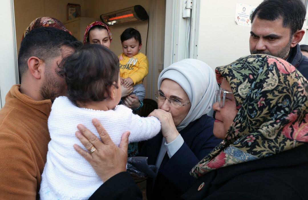 Emine Erdoğan posjetila obitelji žrtava potresa