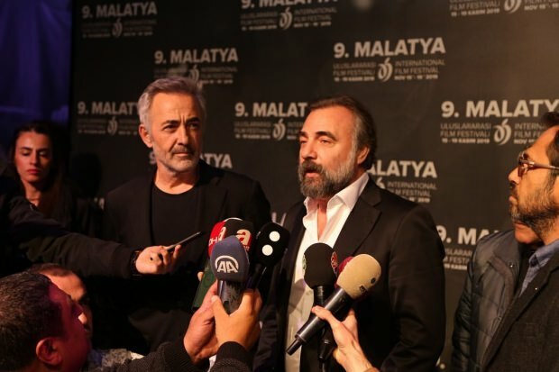 Mehmet Aslantuğ i Oktay Kaynarca