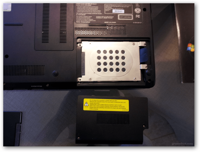 Kako instalirati čvrsti disk (SSD) na prijenosno računalo