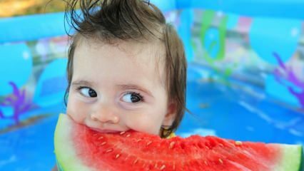 Što treba hraniti bebe po vrućem vremenu?