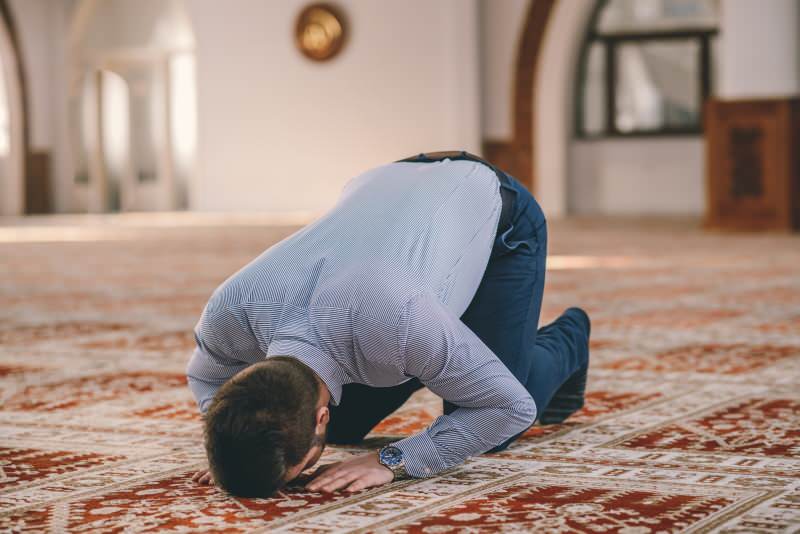 Što je molitvena molitva, kako se molitva obavlja? Krepost molitva vrlina