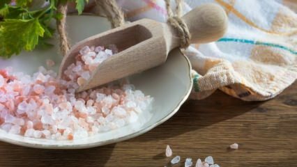 Kako napraviti obojenu sol za kupku?