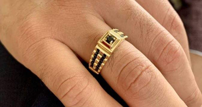 Je li zlatni prsten zabranjen muškarcima?