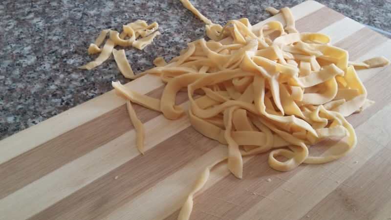 Kako napraviti tijesto od tjestenine kod kuće