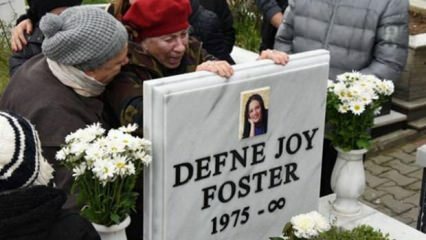 Osma smrt Defne Joy Foster godine obilježena je godina