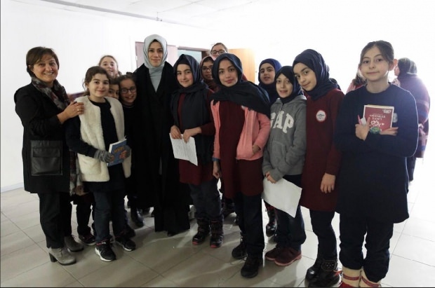 Esra Albayrak na ceremoniji značke vizionarskih ciljeva za djevojke!